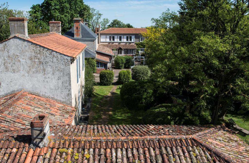 Chateau De L'Abbaye - Teritoria Moreilles Exterior photo